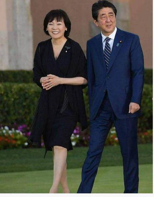 今晚开特马+开奖结果91和历史学家成波兰总统与波兰 总统