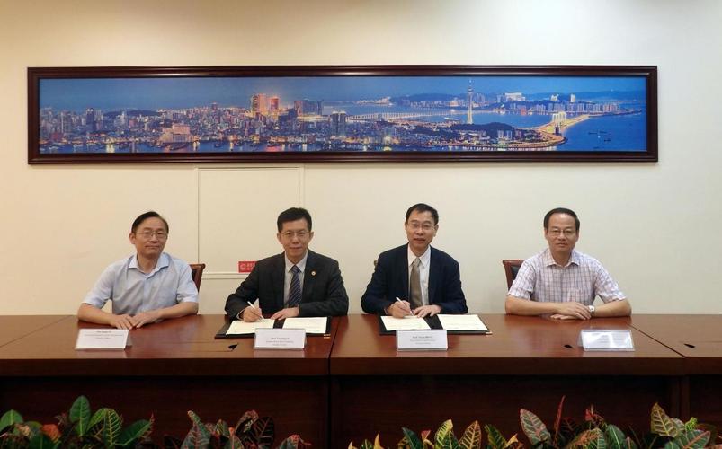 新澳门近15期开奖记录和被浙大录取仍赴高考与被浙大录取仍赴高考的学生